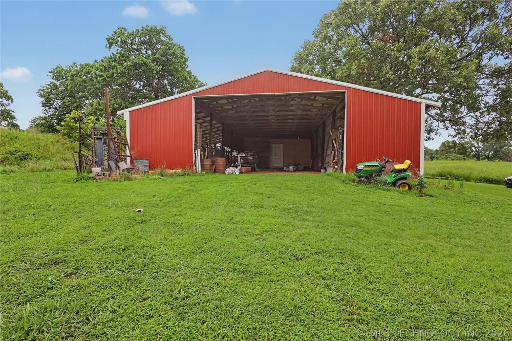 25031 S 490 ROAD Tahlequah, OK 74464