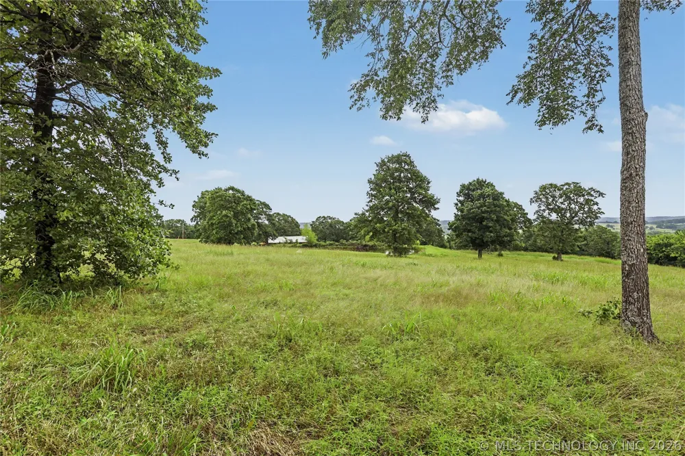 25031 S 490 ROAD Tahlequah, OK 74464