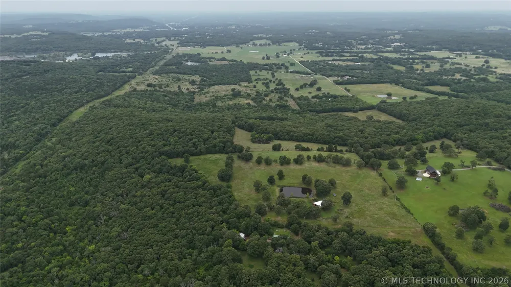 25031 S 490 ROAD Tahlequah, OK 74464