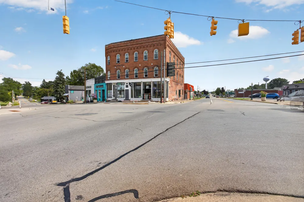 101 Monroe Street #5 Brooklyn, MI 49230