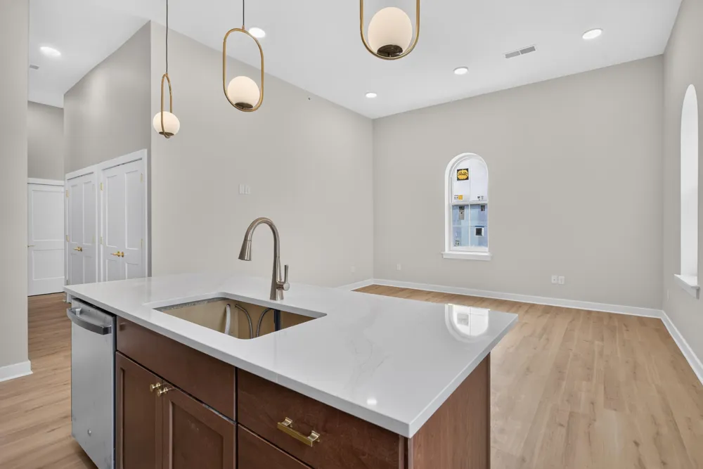 101 Monroe Street #5 Brooklyn, MI 49230