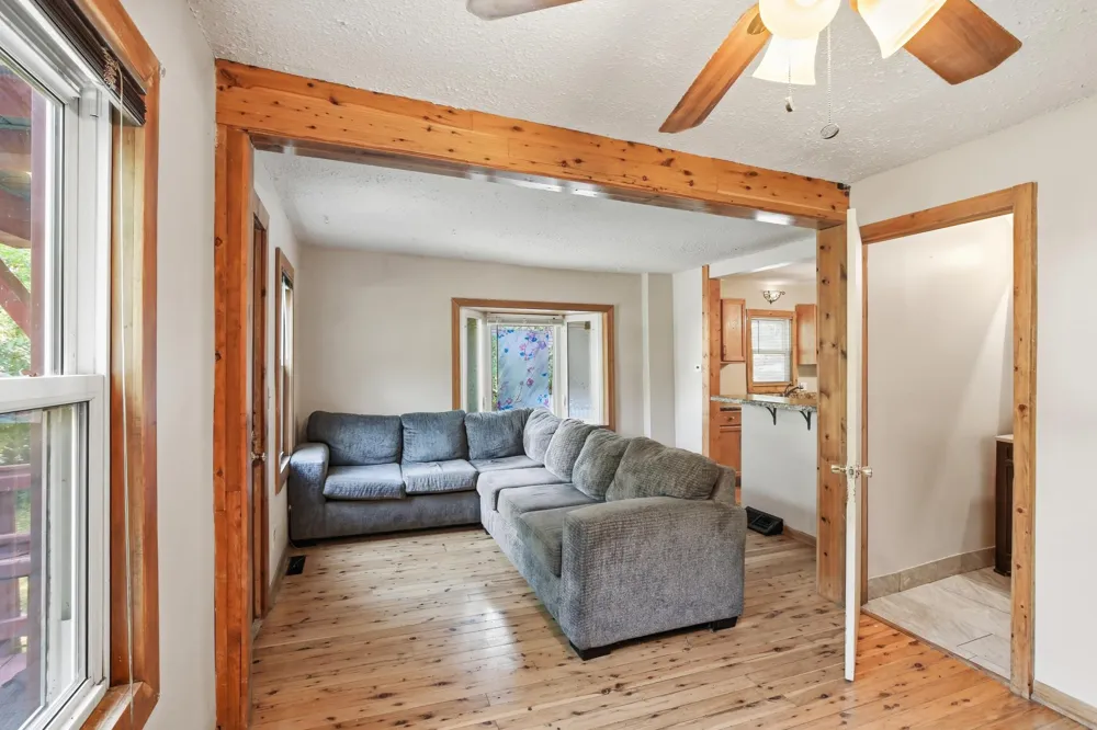 5311 Knox Avenue Brooklyn Center, MN 55430