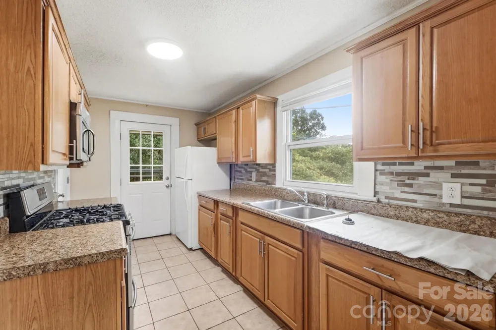 121 Piedmont Drive Lawndale, NC 28090