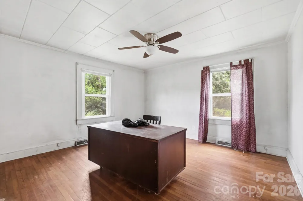 121 Piedmont Drive Lawndale, NC 28090