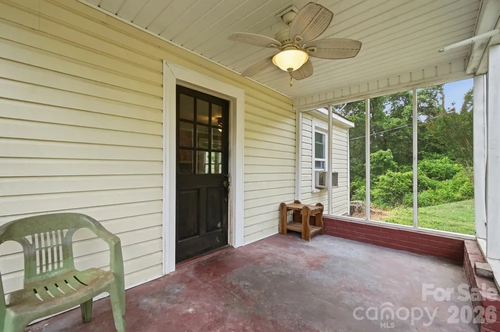 121 Piedmont Drive Lawndale, NC 28090