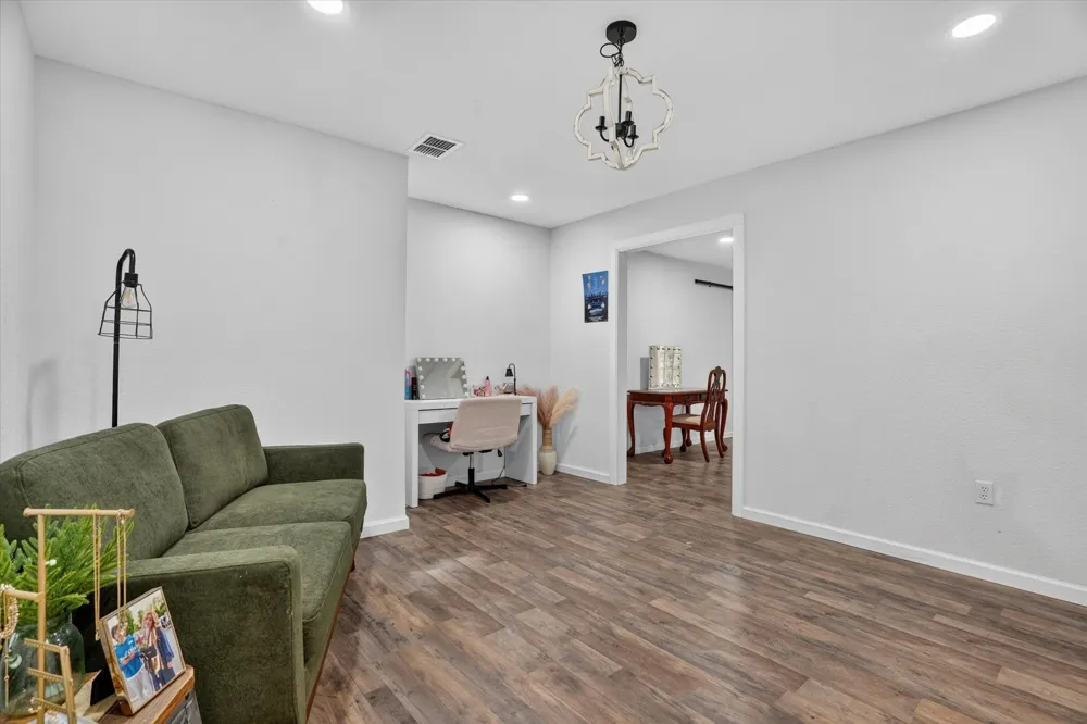 195 PRIVATE ROAD 3496 Paradise, TX 76073