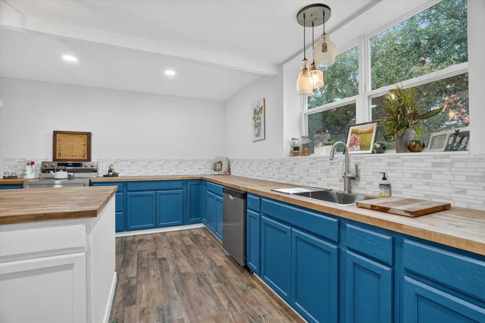 195 PRIVATE ROAD 3496 Paradise, TX 76073