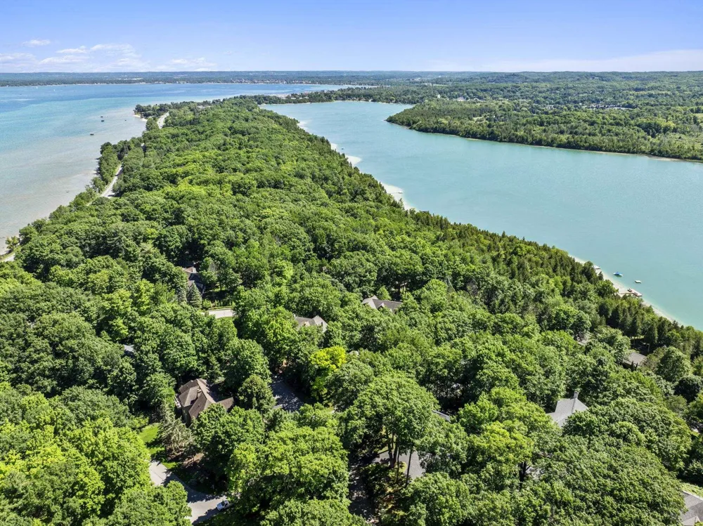 10268 E Twin Oaks Drive Elmwood Charter Township, MI 49684