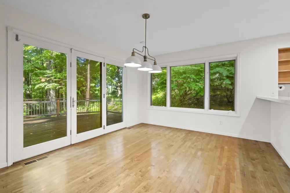 10268 E Twin Oaks Drive Elmwood Charter Township, MI 49684