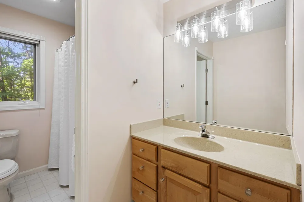 10268 E Twin Oaks Drive Elmwood Charter Township, MI 49684