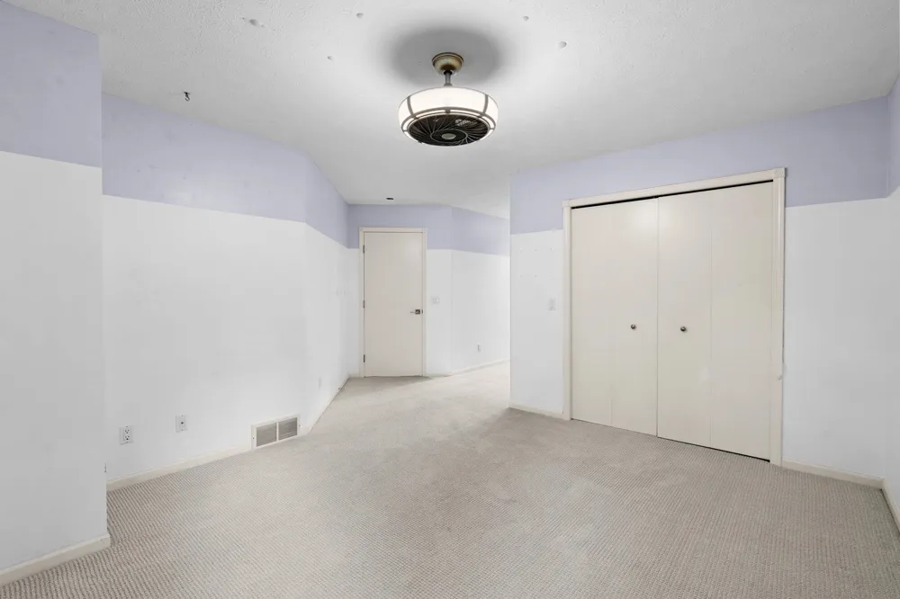 10268 E Twin Oaks Drive Elmwood Charter Township, MI 49684