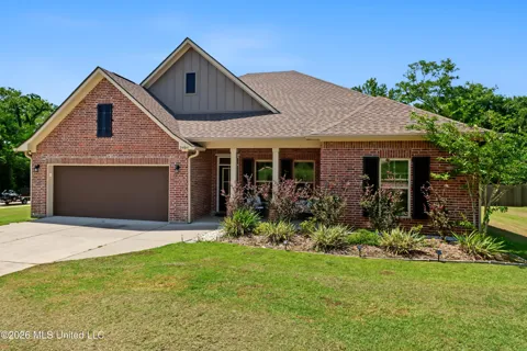 24641 Knollwood Drive