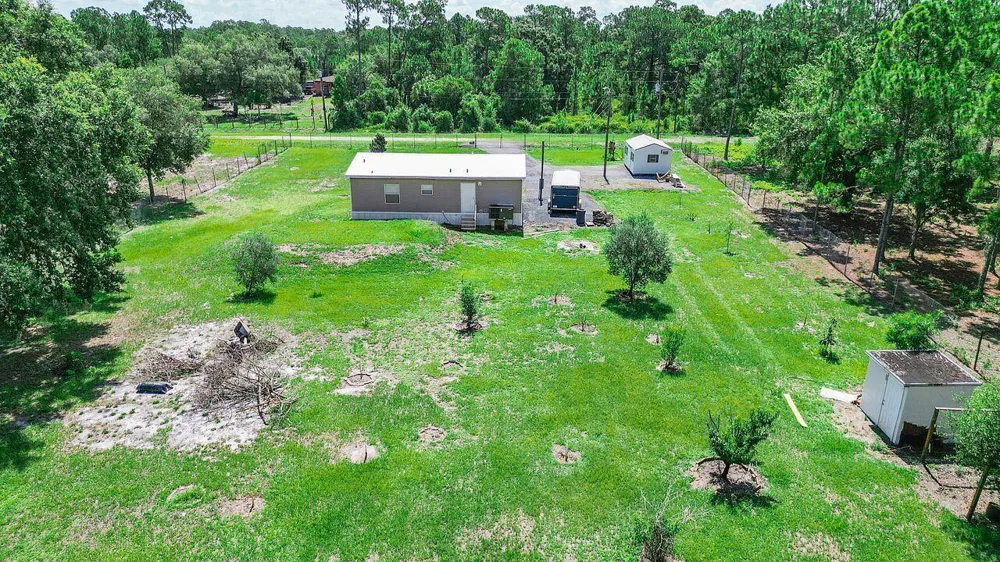 220 Sendero Street Clewiston, FL 33440