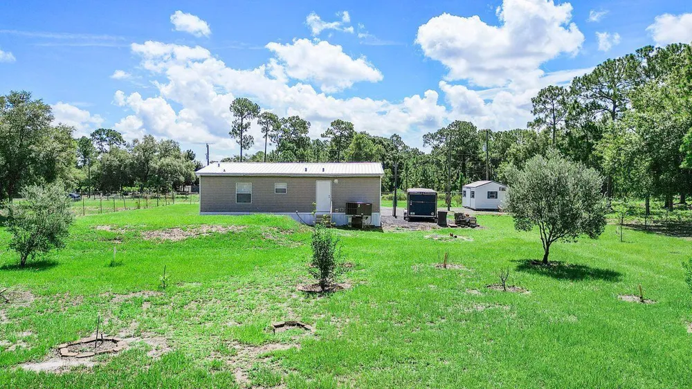 220 Sendero Street Clewiston, FL 33440