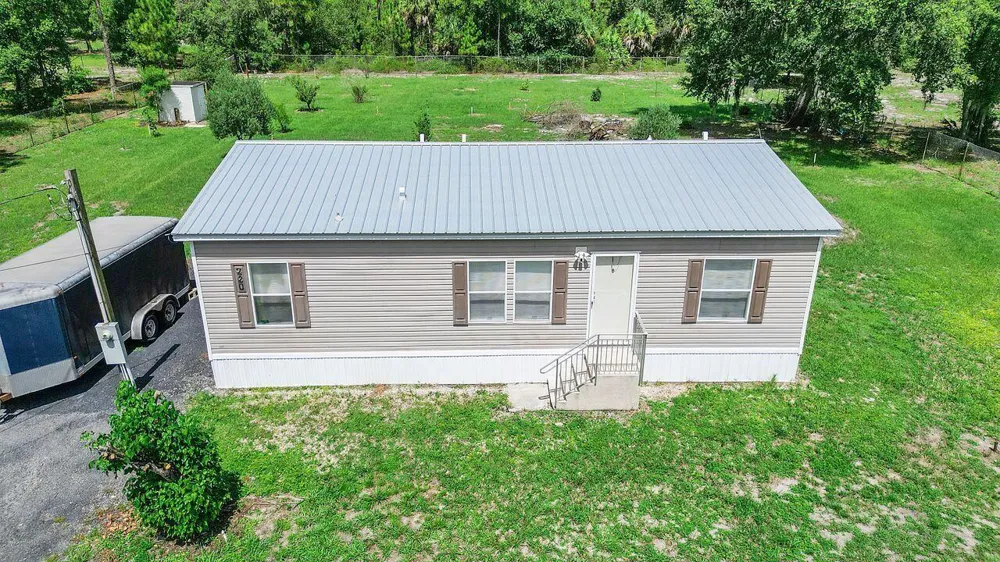 220 Sendero Street Clewiston, FL 33440