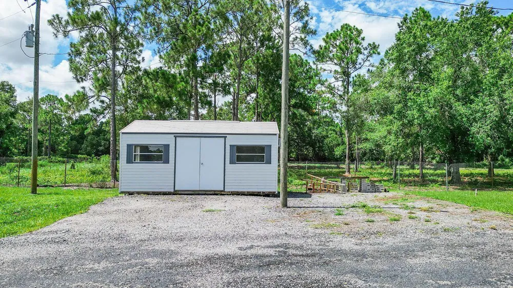 220 Sendero Street Clewiston, FL 33440