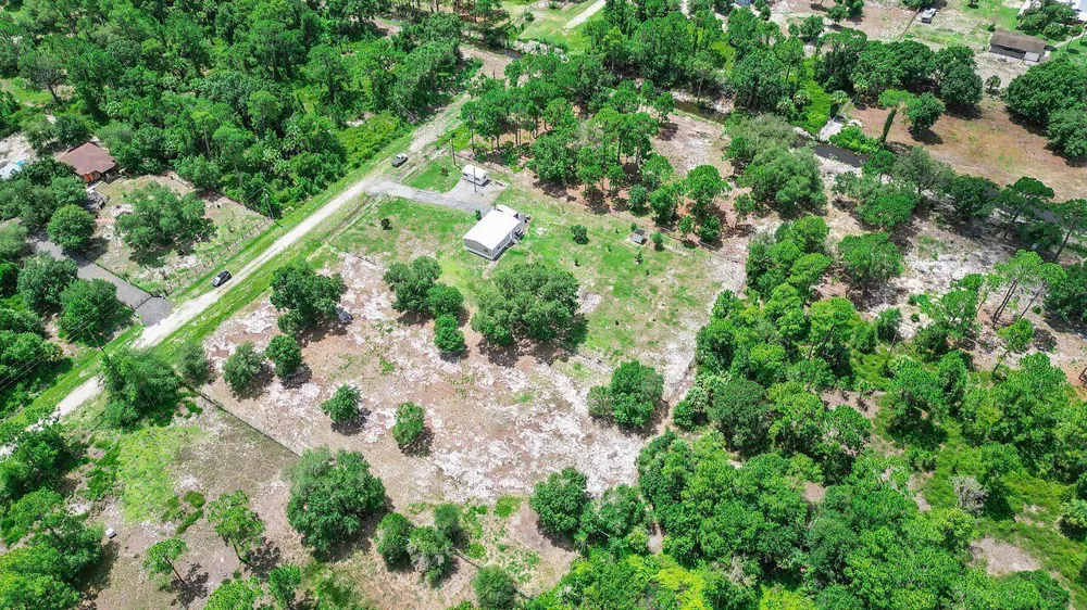220 Sendero Street Clewiston, FL 33440