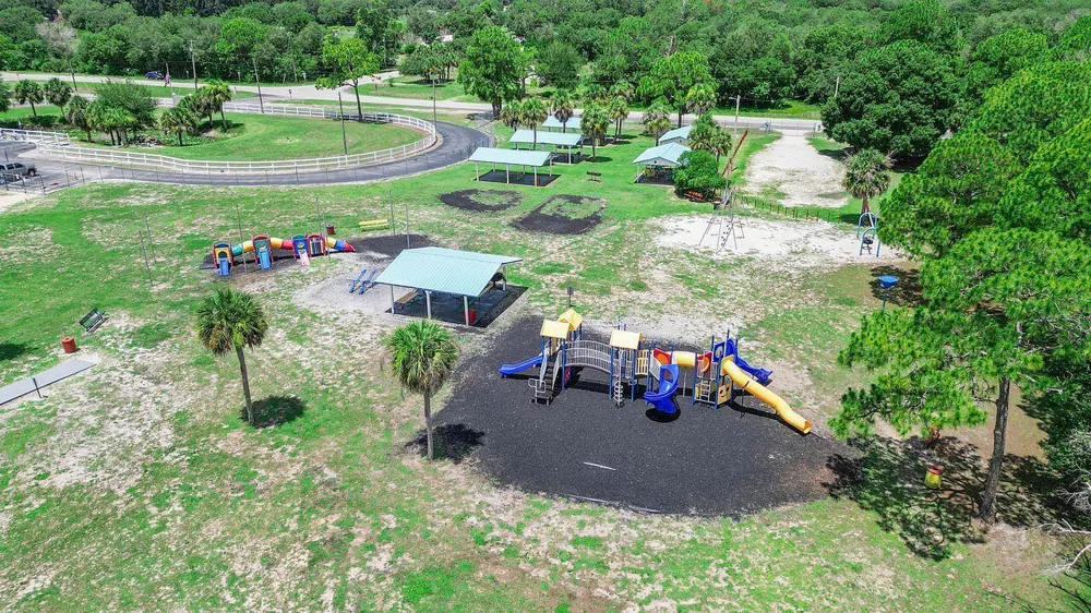 220 Sendero Street Clewiston, FL 33440