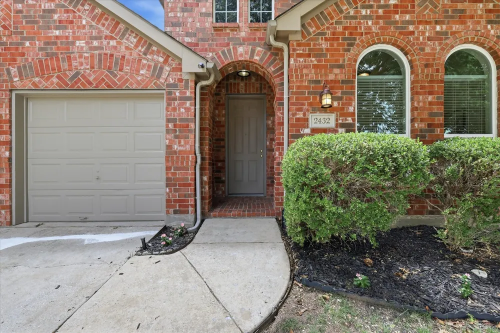 2432 Chesterwood Drive Little Elm, TX 75068