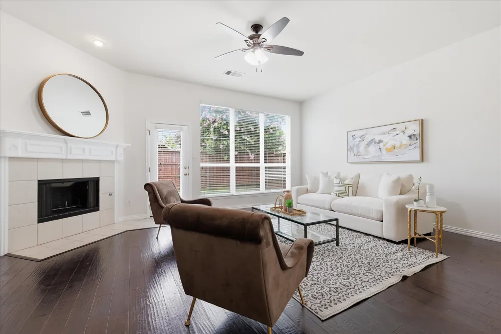 2432 Chesterwood Drive Little Elm, TX 75068