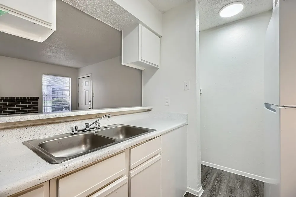 3700 S Tyler Street #408 Dallas, TX 75224