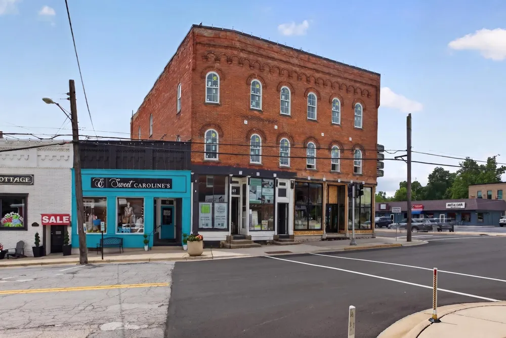 101 Monroe Street #5 Brooklyn Village, MI 49230