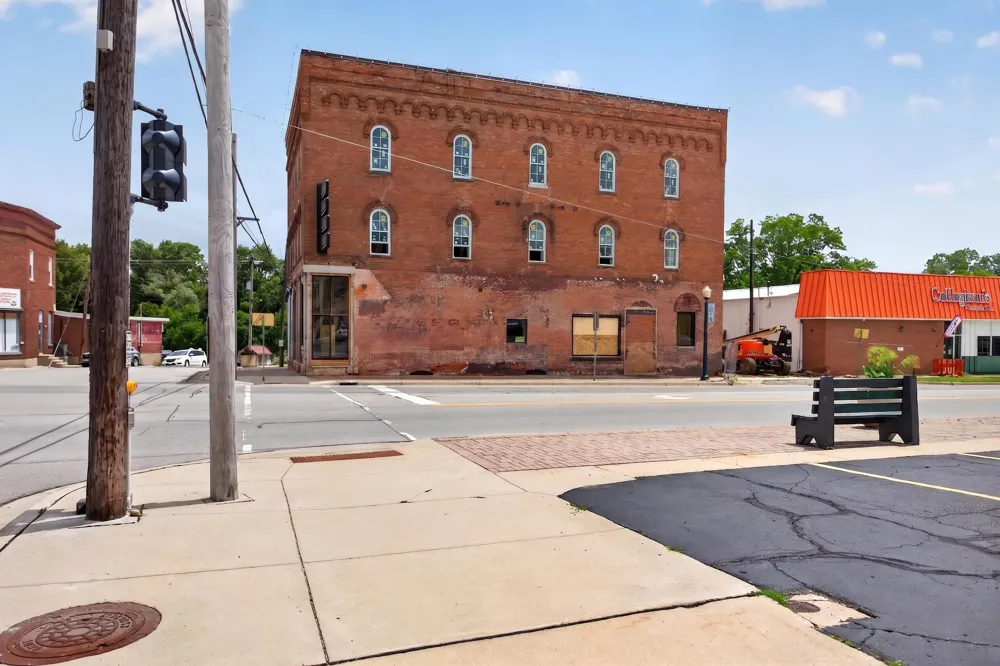 101 Monroe Street #5 Brooklyn Village, MI 49230