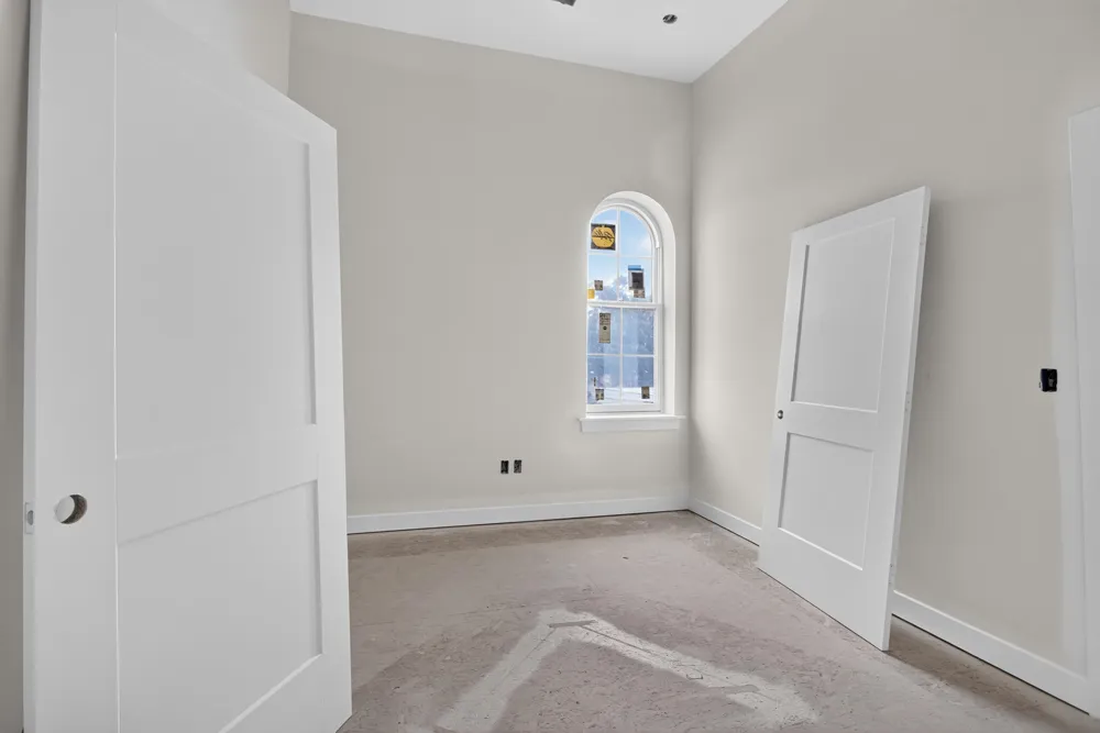 101 Monroe Street #5 Brooklyn Village, MI 49230