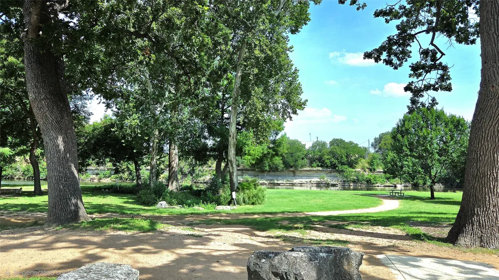530 W 22nd Street Georgetown, TX 78626