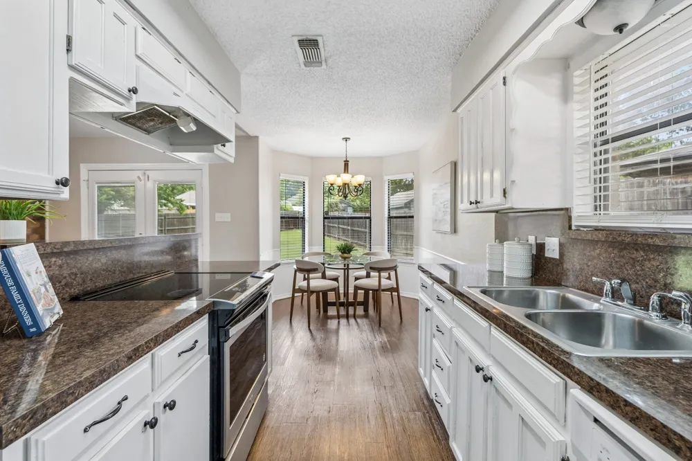 6308 Hunters Glen Drive Watauga, TX 76148