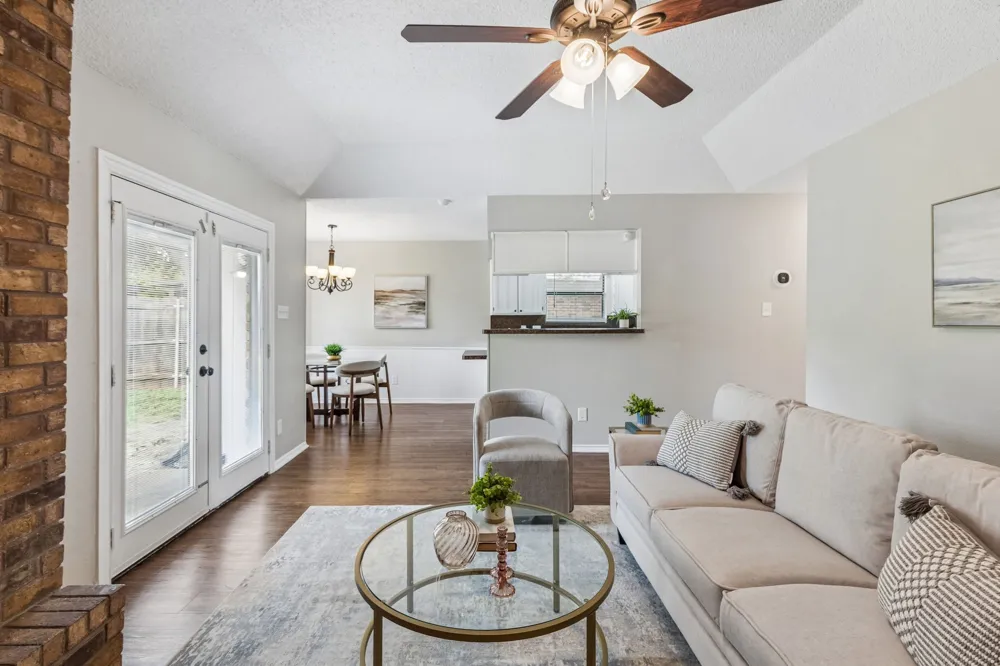 6308 Hunters Glen Drive Watauga, TX 76148