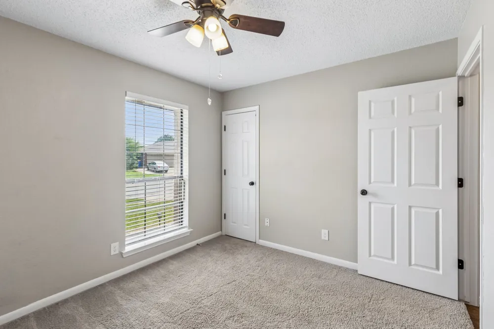 6308 Hunters Glen Drive Watauga, TX 76148