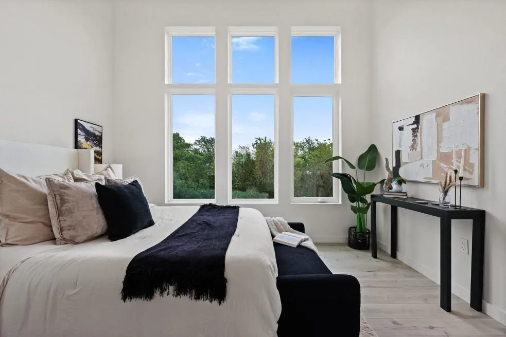 401 North Bluff #19101 Austin, TX 78745