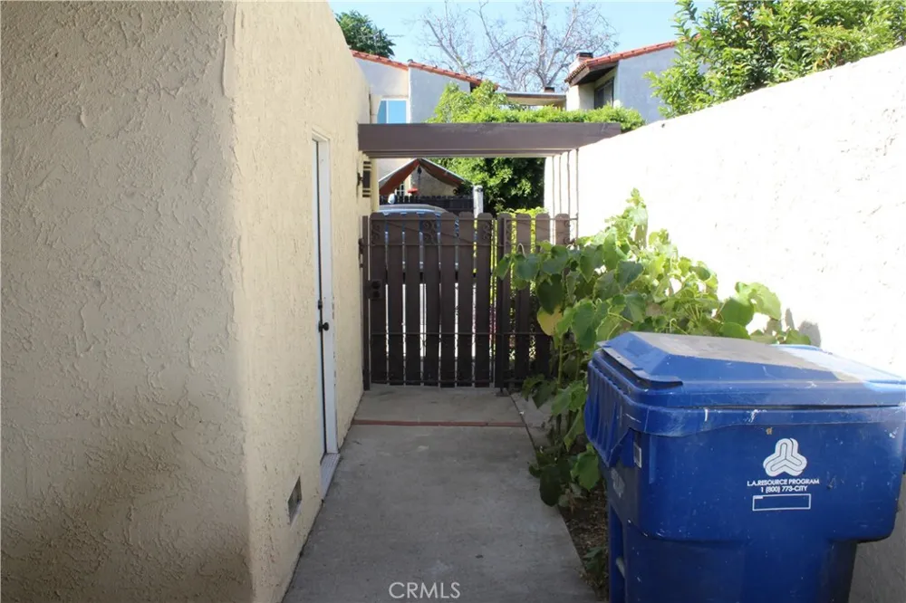 8800 Kester Avenue #129 Panorama City, CA 91402