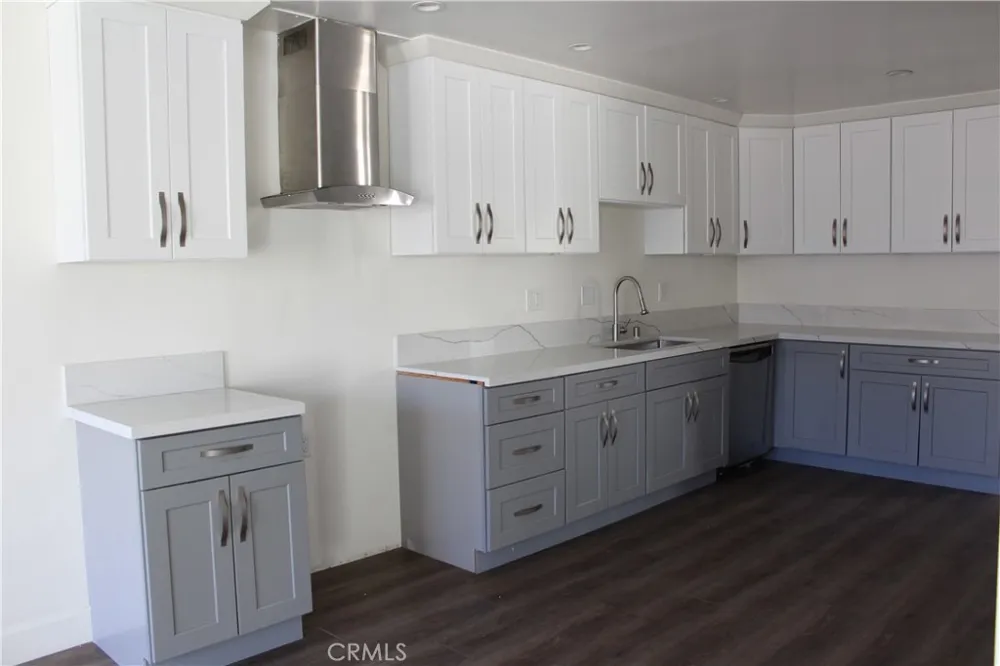 8800 Kester Avenue #129 Panorama City, CA 91402
