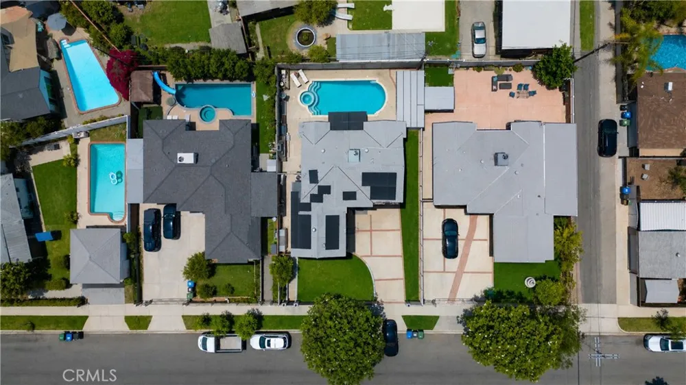 12521 Stagg Street North Hollywood, CA 91605