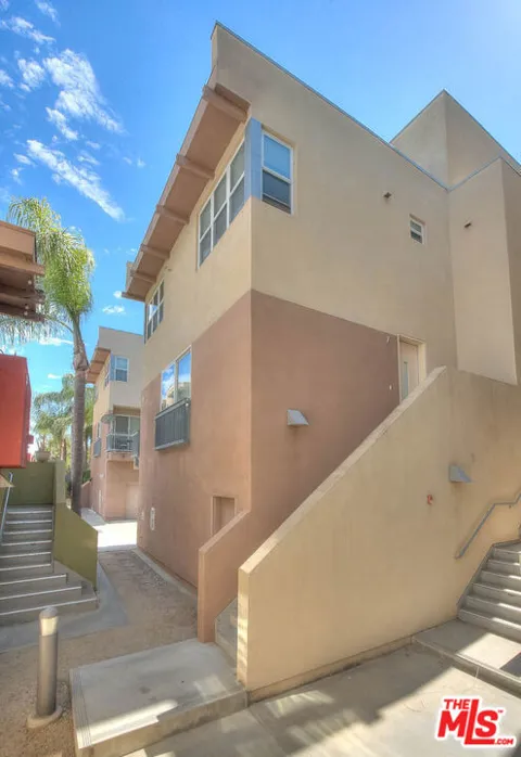302 E 19th Street #7