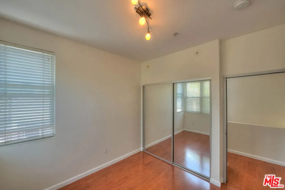 302 E 19th Street #7 Long Beach, CA 90806