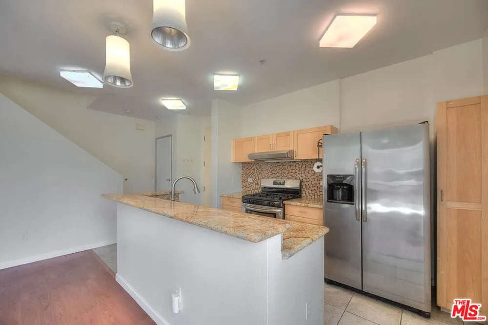 302 E 19th Street #7 Long Beach, CA 90806