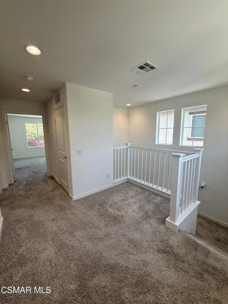 9591 Corbina Lane Panorama City, CA 91402