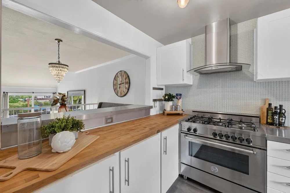 935 Via Tornasol Aptos, CA 95003