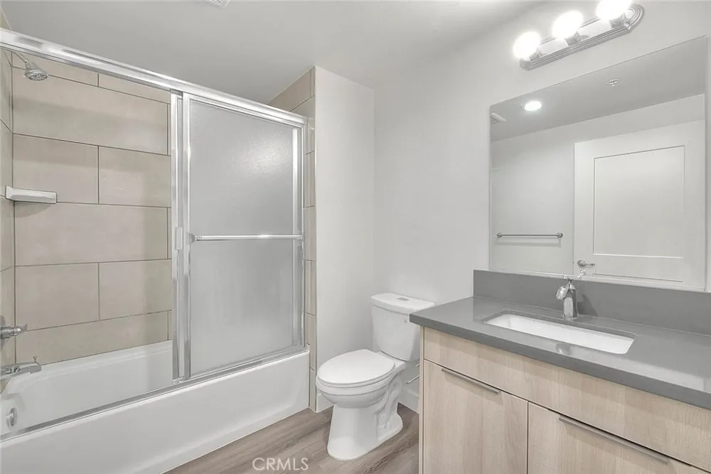 501 W Foothill Boulevard #104 Claremont, CA 91711
