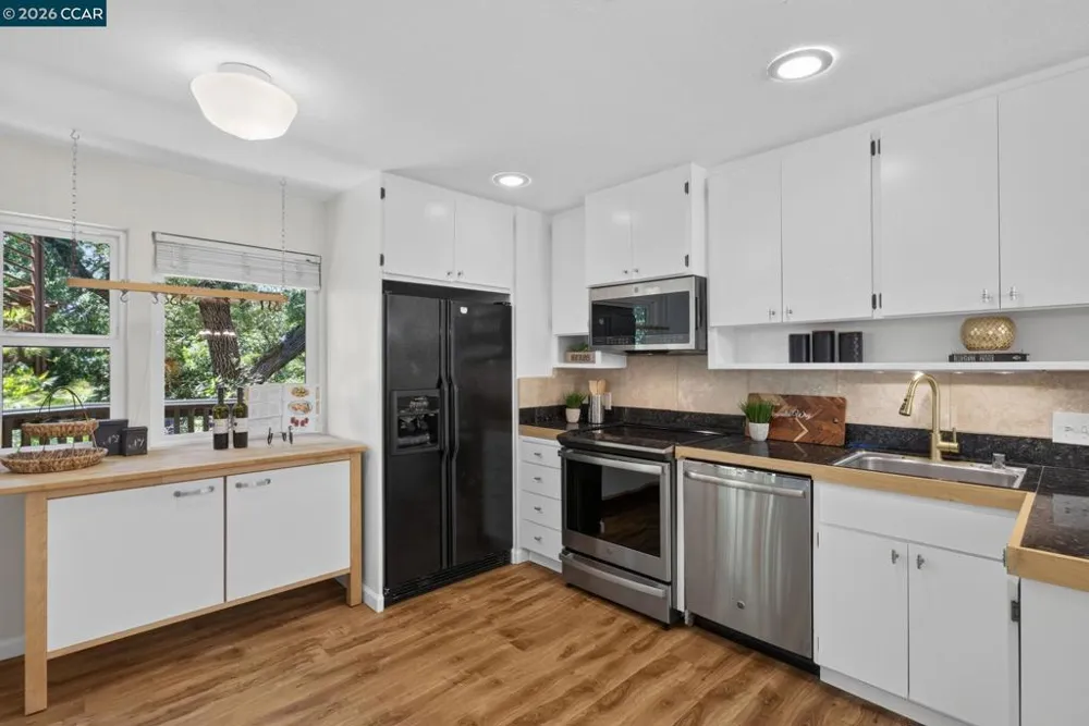 911 Dewing Ave Lafayette, CA 94549
