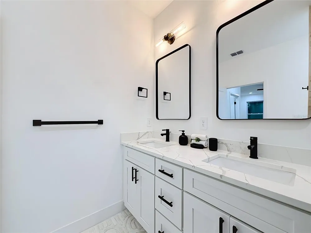 7107 BLEDSOE AVENUE Orlando, FL 32810