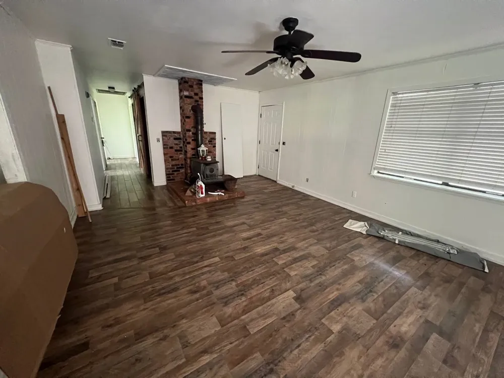 720 E Marshall Avenue Cooper, TX 75432