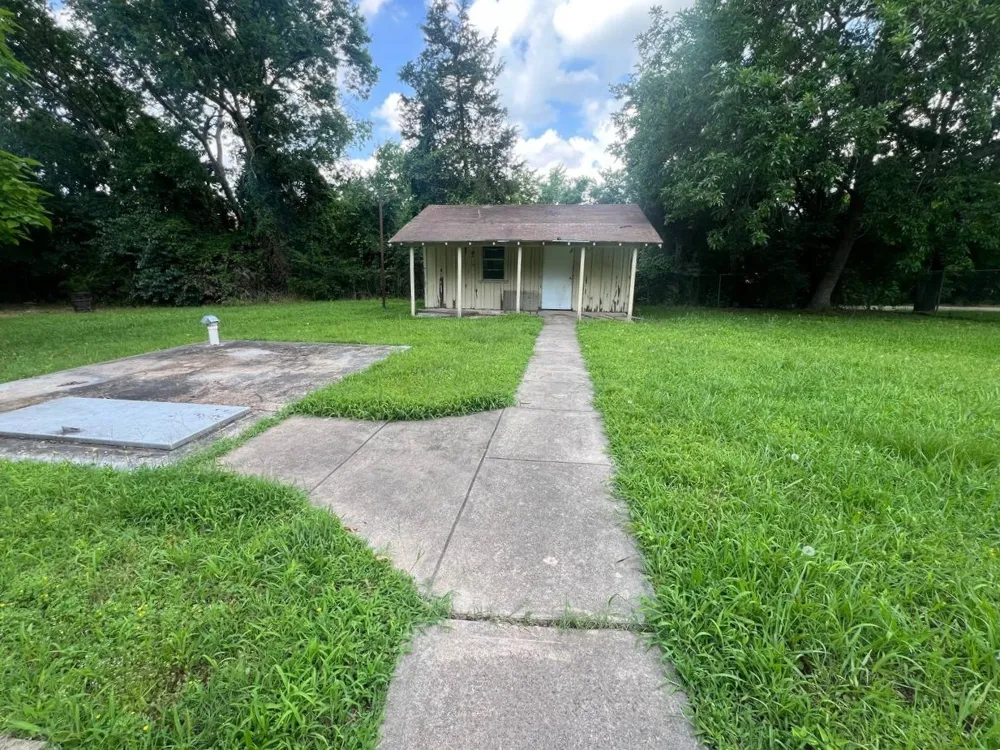 720 E Marshall Avenue Cooper, TX 75432