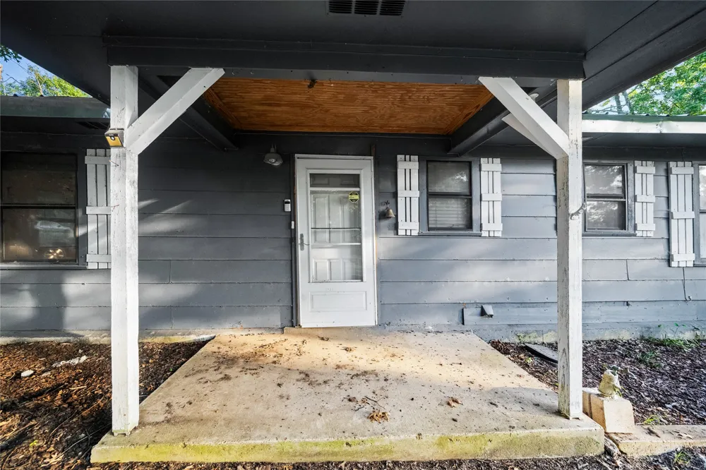 720 E Marshall Avenue Cooper, TX 75432