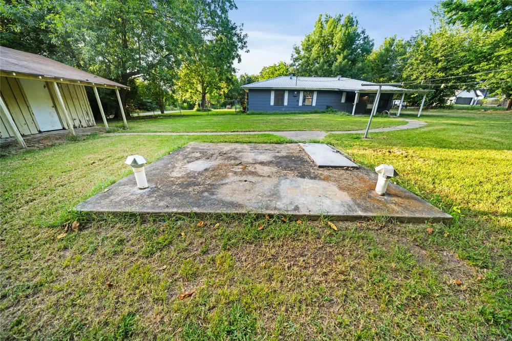 720 E Marshall Avenue Cooper, TX 75432