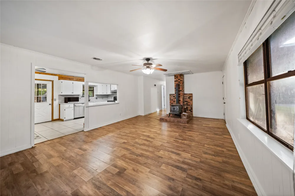 720 E Marshall Avenue Cooper, TX 75432