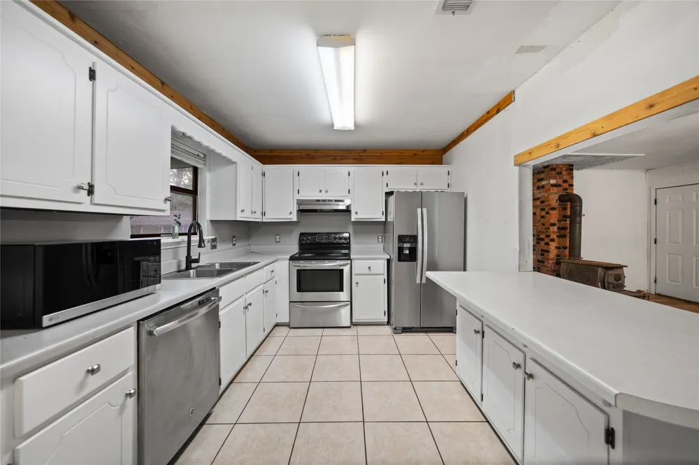 720 E Marshall Avenue Cooper, TX 75432